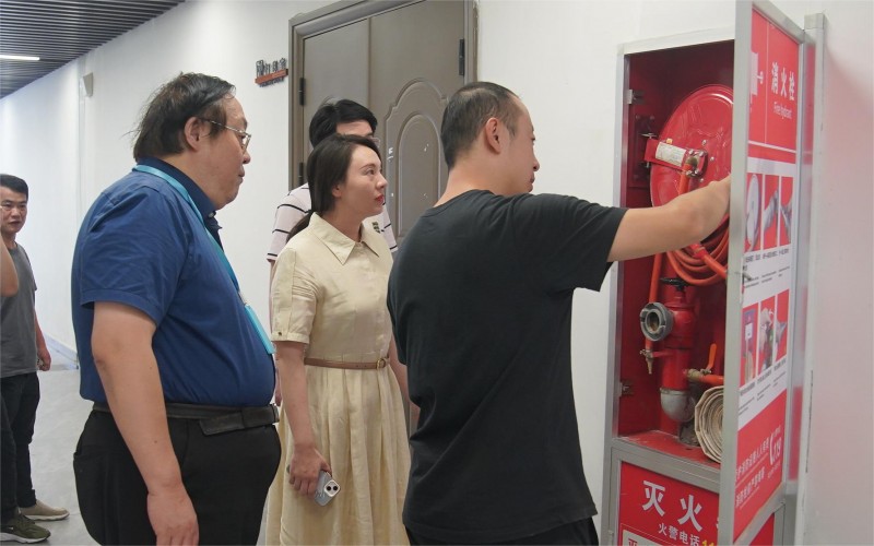 把好节前关，筑牢安全线——文演教育公司对所属学校项